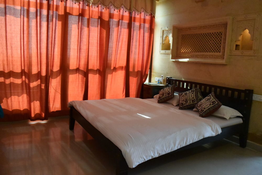 Hotel Tokyo Palace Jaisalmer Exterior photo